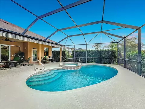 Exterior - 15315 37th Ct E, Parrish, FL 34219 photo 10 of 18