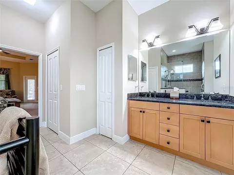 Bath - 15315 37th Ct E, Parrish, FL 34219 photo 6 of 9