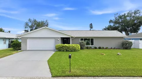 2205 71st St W, Bradenton, FL 34209
