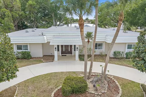 1734 Riviera Cir, Sarasota, FL 34232