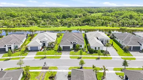 9221 Bernini Pl, Sarasota, FL 34240