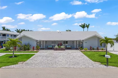 Exterior - 12200 Shoreview Dr, Cape Coral, FL 33993 photo 3 of 30