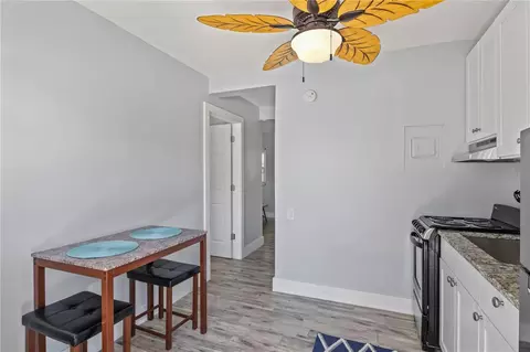 Dining - 12200 Shoreview Dr, Cape Coral, FL 33993 photo 4 of 5