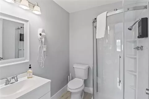 Bath - 12200 Shoreview Dr, Cape Coral, FL 33993 photo 3 of 3