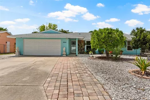6401 36th Ave W, Bradenton, FL 34209