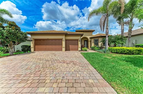 16915 Loudon Pl, Bradenton, FL 34202