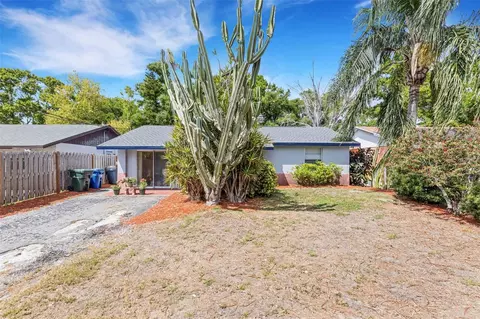2767 17th St, Sarasota, FL 34234