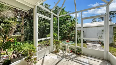 Exterior - 256 Eider Rd, Venice, FL 34293 photo 5 of 21