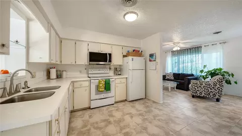 Kitchen - 256 Eider Rd, Venice, FL 34293 photo 1 of 3