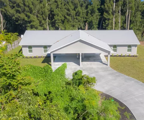 2311 54th Avenue Dr W, Bradenton, FL 34207