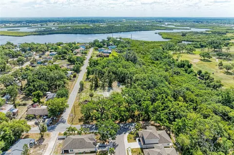3006 12th Ave E, Bradenton, FL 34208