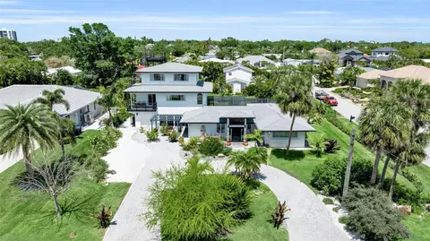 608 Gardenia Dr, Venice, FL 34285