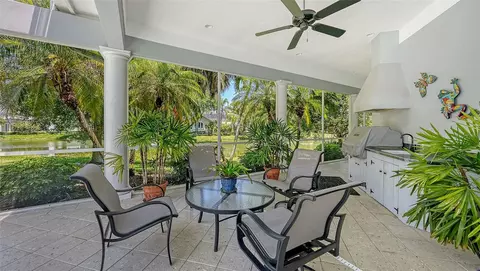 Exterior - 449 Webbs Cv, Osprey, FL 34229 photo 3 of 16
