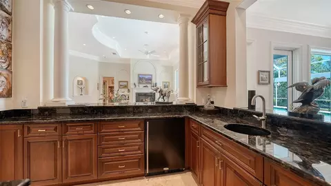 Kitchen - 449 Webbs Cv, Osprey, FL 34229 photo 3 of 9