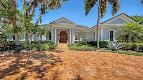 Exterior - 449 Webbs Cv, Osprey, FL 34229 photo 2 of 16