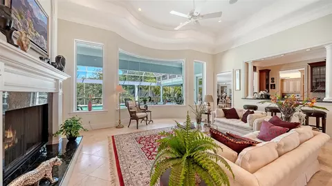 Living - 449 Webbs Cv, Osprey, FL 34229 photo 2 of 8
