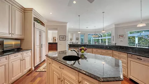 Kitchen - 449 Webbs Cv, Osprey, FL 34229 photo 6 of 9