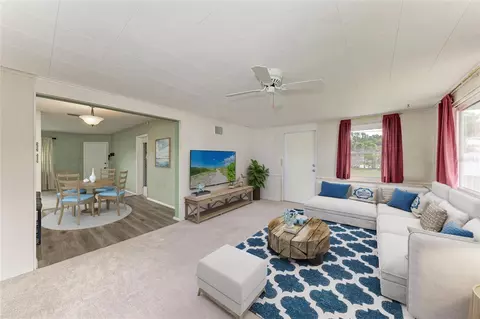 Living - 2811 33rd Ave W, Bradenton, FL 34205 photo 8 of 8