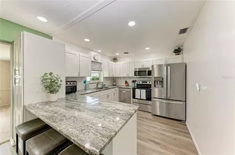 Kitchen - 2811 33rd Ave W, Bradenton, FL 34205 photo 2 of 6