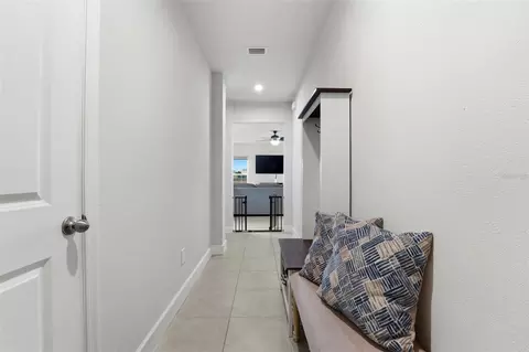 Entry Way - 11016 Daybreak Gln, Parrish, FL 34219 photo 1 of 6