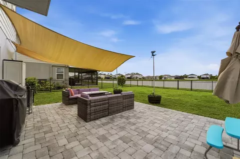 Exterior - 11016 Daybreak Gln, Parrish, FL 34219 photo 6 of 8