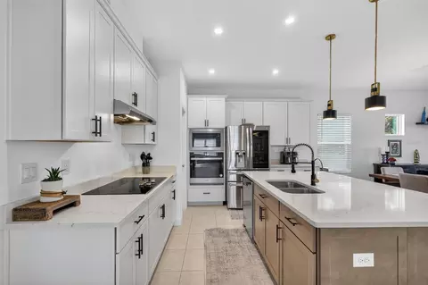 Kitchen - 11912 Richmond Trl, Parrish, FL 34219 photo 1 of 4