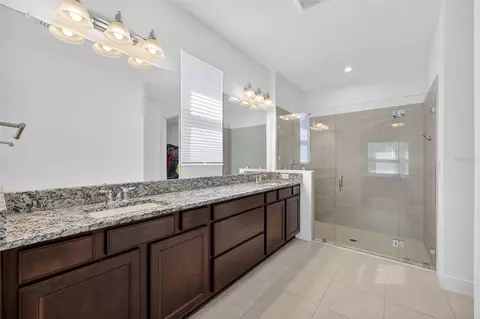 Bath - 11912 Richmond Trl, Parrish, FL 34219 photo 1 of 3