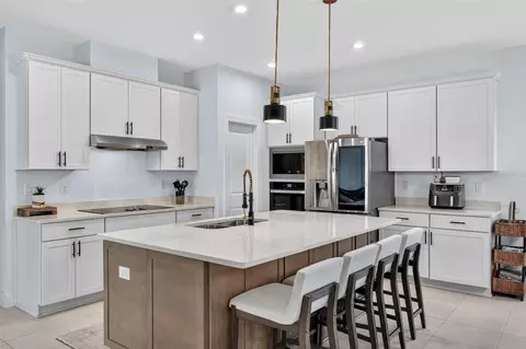 Kitchen - 11912 Richmond Trl, Parrish, FL 34219 photo 3 of 4