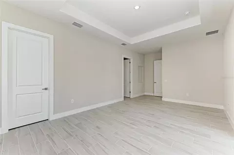 Bedroom - 6028 Cat Claw Ln, Bradenton, FL 34210 photo 2 of 4