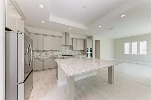Kitchen - 6028 Cat Claw Ln, Bradenton, FL 34210 photo 1 of 6