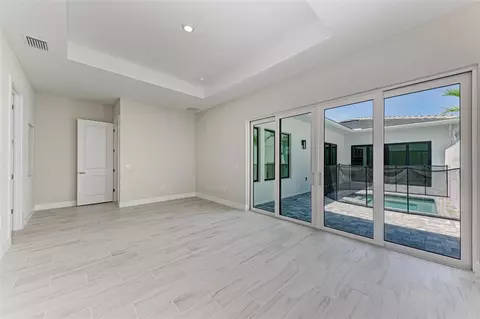 Bedroom - 6028 Cat Claw Ln, Bradenton, FL 34210 photo 1 of 4