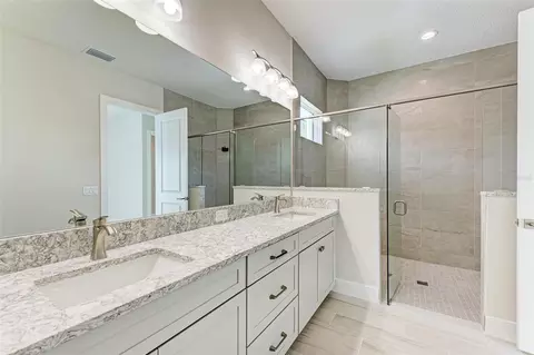 Bath - 6028 Cat Claw Ln, Bradenton, FL 34210 photo 1 of 3
