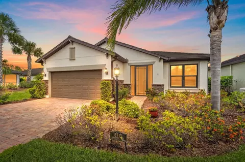 6713 Chester Trl, Lakewood Ranch, FL 34202