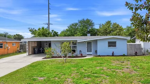 2704 52nd Avenue Ter W, Bradenton, FL 34207