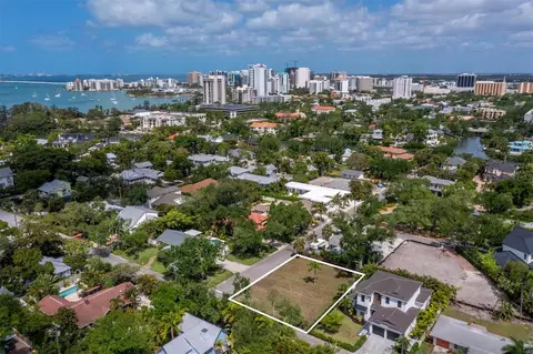 1703 Alta Vista St, Sarasota, FL 34236