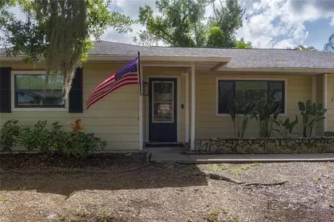 5012 Woodlawn Cir W, Palmetto, FL 34221