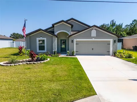 35 Rollins Ln, Palm Coast, FL 32164