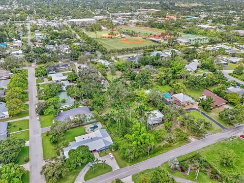 3601 Riverview Blvd, Bradenton, FL 34205 photo 6