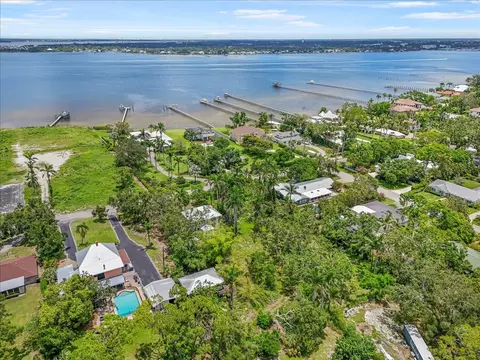 3601 Riverview Blvd, Bradenton, FL 34205 photo 11