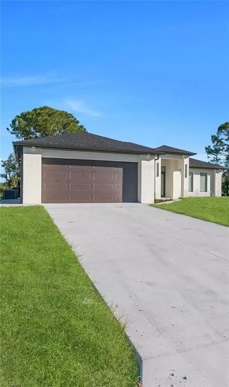4028 26th St SW, Lehigh Acres, FL 33976