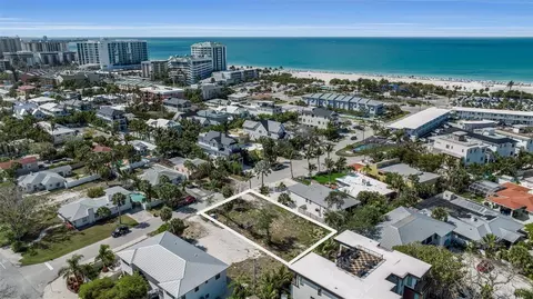 243 Coolidge Dr, Sarasota, FL 34236