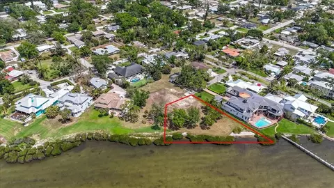 2111 4th St Ct W, Palmetto, FL 34221