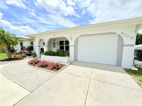 8509 La Boca Ave, North Port, FL 34287