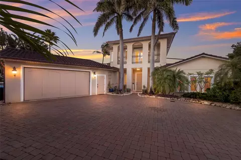 518 58th St, Holmes Beach, FL 34217