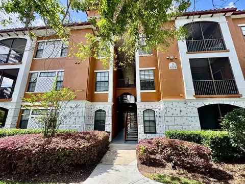 8319 38th Street Cir E #305, Sarasota, FL 34243