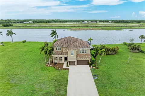 8438 Webber Rd, Sarasota, FL 34240