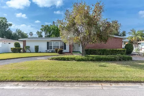 5511 10th Avenue Dr W, Bradenton, FL 34209