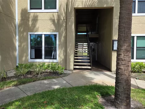 4021 Crockers Lake Blvd #11, Sarasota, FL 34238