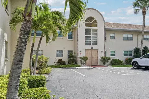 2727 75th St W #7A14, Bradenton, FL 34209