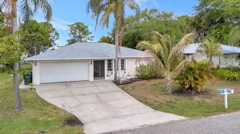 270 Dragon Rd, Venice, FL 34293